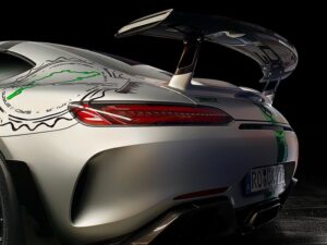 TIKT MILLED REAR WING FEET FOR AMG GTR
