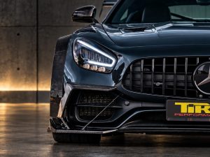 AMG GT Widebody Kit Stufe 1, Frontansicht im Betonstudio
